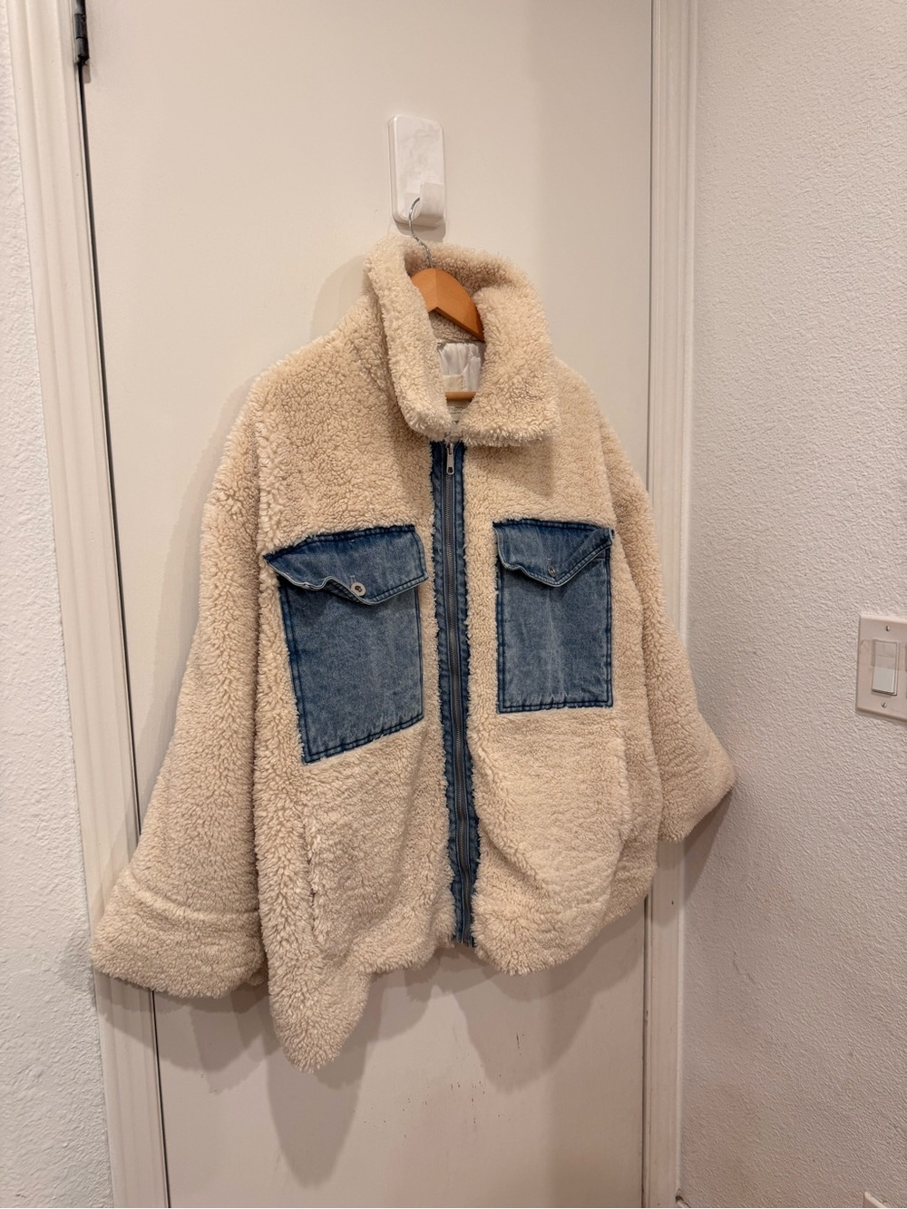 Anthropologie Pilcro Sherpa Denim Trucker Jacket Cream XL Oversized - Picture 2 of 5